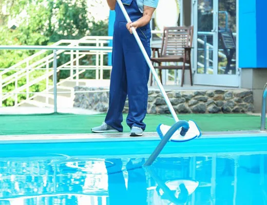 Swimming Pool Cleaning Services